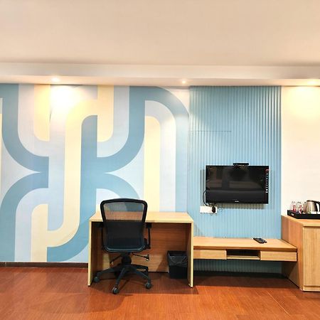 The Altruist Business Hotel Kharadi Пюн Екстериор снимка