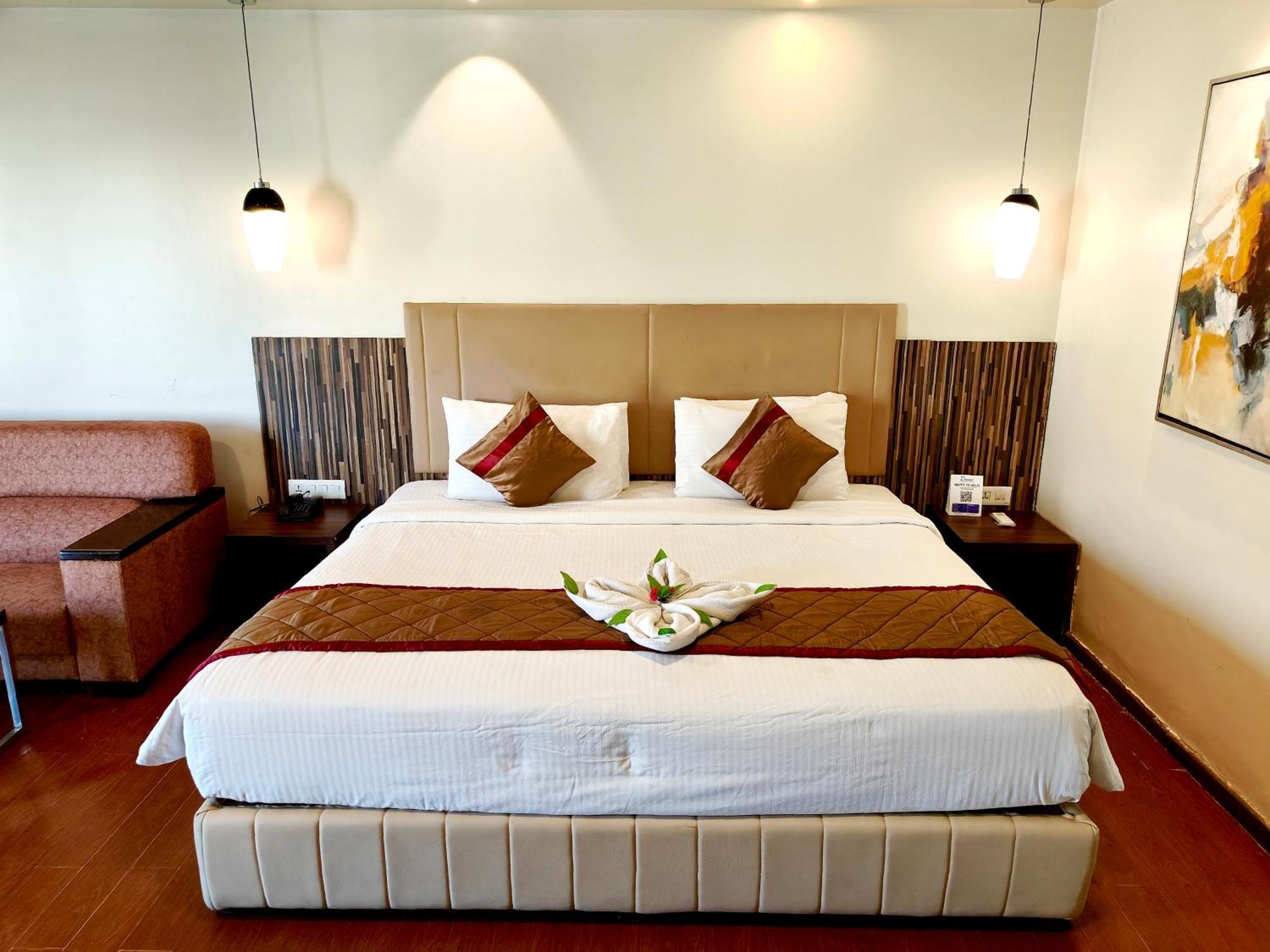 The Altruist Business Hotel Kharadi Пюн Екстериор снимка