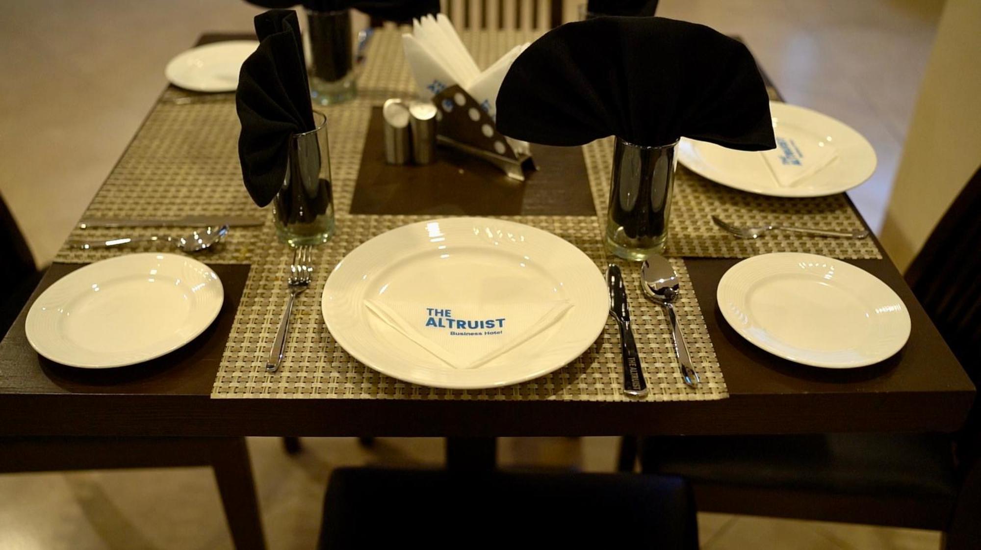 The Altruist Business Hotel Kharadi Пюн Екстериор снимка